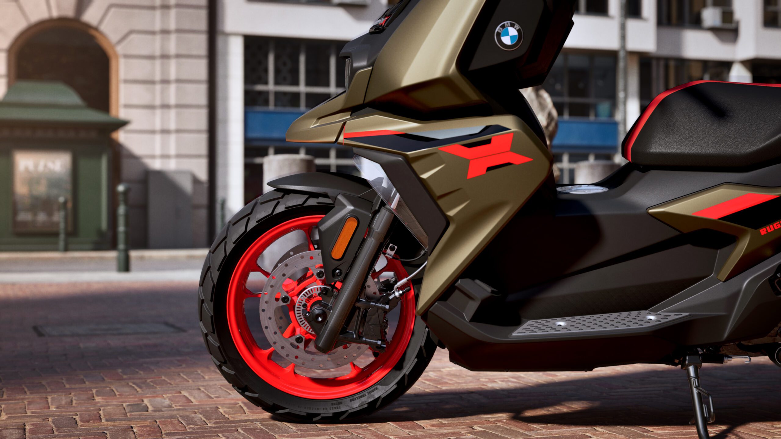 P90572643_highRes_the-new-bmw-c-400-x-