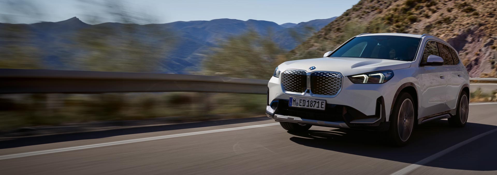 BMW iX1
